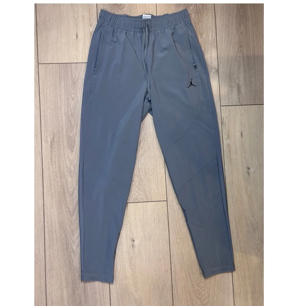 NEW Jordan Mens Dri-FIT Training Pants Gray Jumpman Logo Zipper Pockets Small